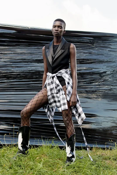 Look 26